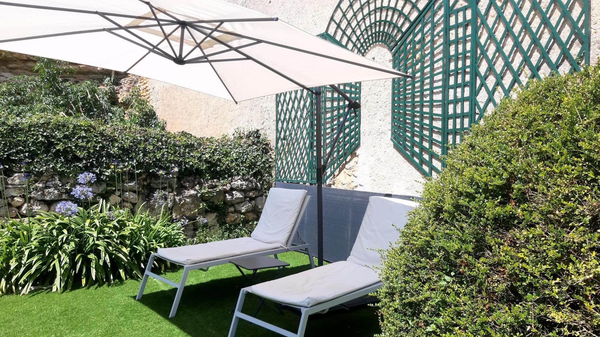 L'arcane Du Bellay Bed & Breakfast 3*